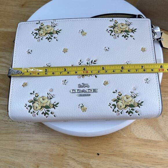 NWT Coach Slim Crossbody Bag W/ Floral Print Clutch Pouch CAQ27 - Picture 4 of 15